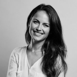 Meet your Posher, Caitlin